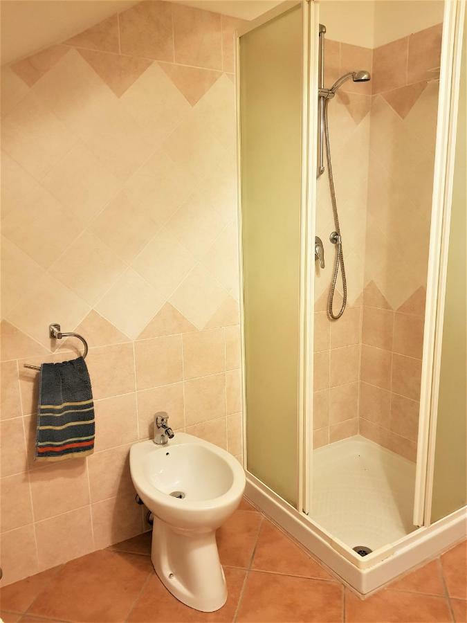 Apartamento Borgo Lu Canali Da Gavino Badesi Exterior foto
